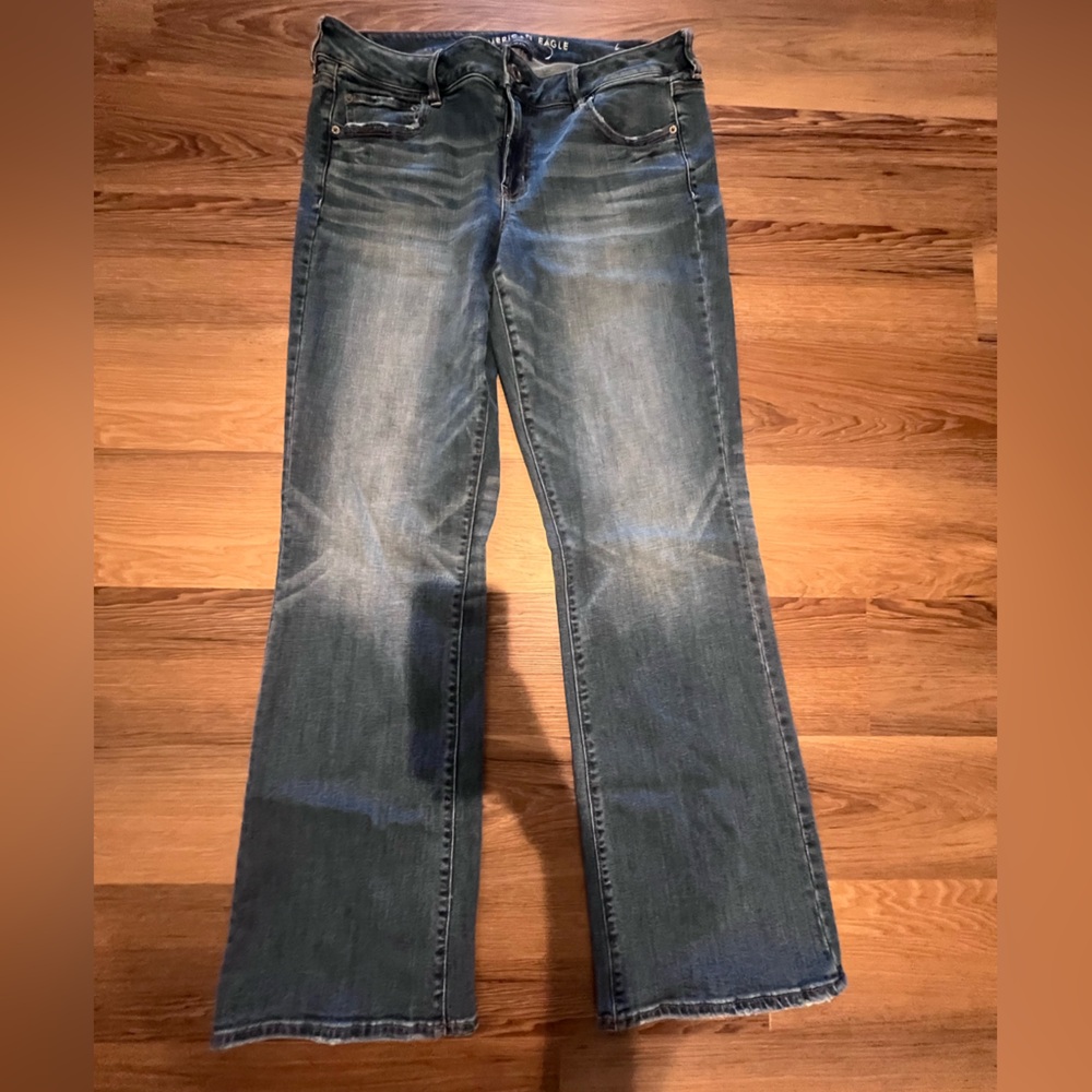American Eagle Outfitters Favorite Boyfriend wideleg jeans 16 long